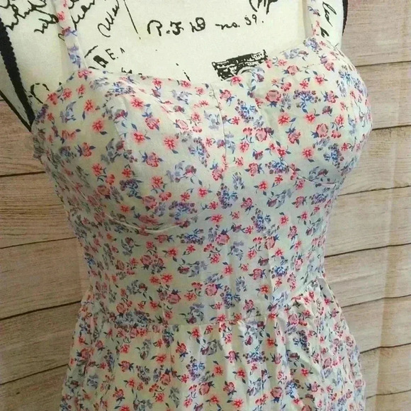 Lily Rose Floral Romper Shorts - Picture 3 of 5